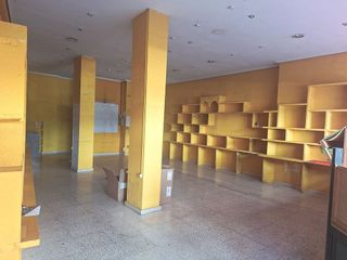 Local comercial en venta en Centro en Cáceres