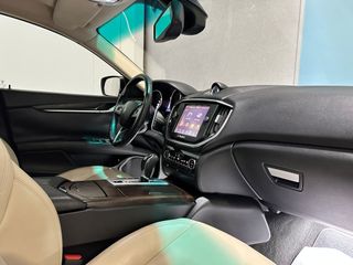 Maserati Ghibli 2015