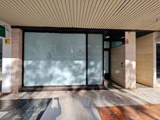 Local comercial en venta en Playa de Levante en Benidorm