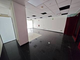 Local comercial en venta en Playa de Levante en Benidorm