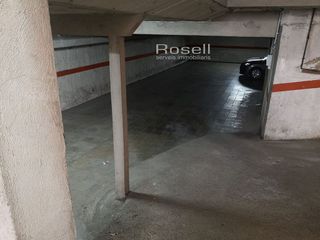 Garaje en venta en Cementiri Vell en Terrassa