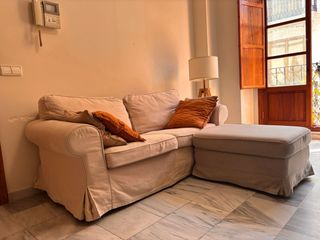 Sofá IKEA Ektorp 2 plazas +reposapiés (almacenaje)