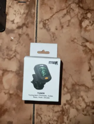 Guitarra Electroacústica MAX + Amplificador 40W