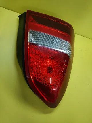 PILOTO TRASERO IZQUIERDO NISSAN PRIMERA P12 4P