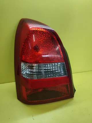 PILOTO TRASERO IZQUIERDO NISSAN PRIMERA P12 4P