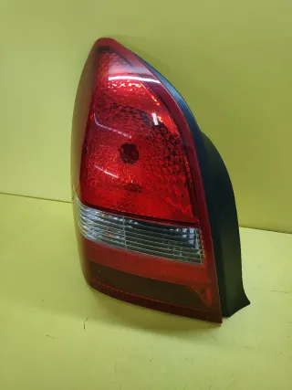 PILOTO TRASERO IZQUIERDO NISSAN PRIMERA P12 4P