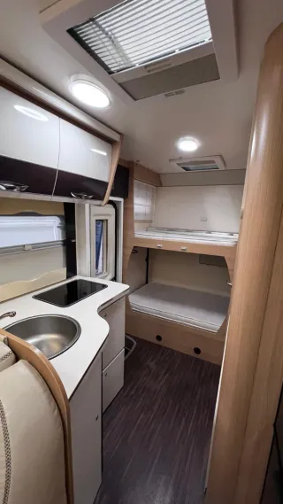 MC Louis Glamys 222 - 7 plazas