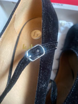 Zapatos de terciopelo negros con tacon comodo nuev