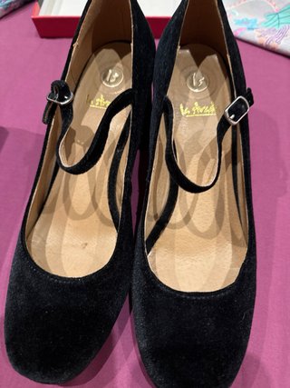 Zapatos de terciopelo negros con tacon comodo nuev