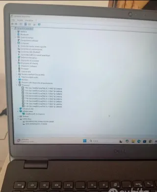 Portatile Dell vostro i7 16gb ram ssd 516gb 15.6"