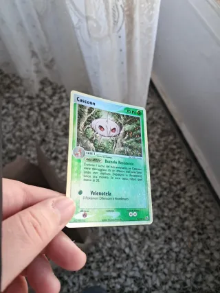 Carta Pokémon Cascoon 70 PV Italo