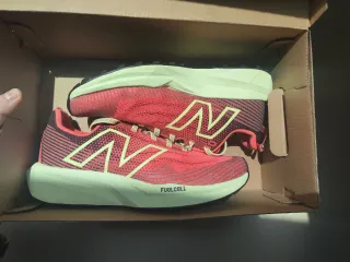 Zapatillas New Balance Fuelcell Venym Talla 40