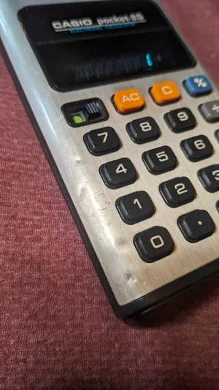 Calculadora Casio Pocket-8S Vintage