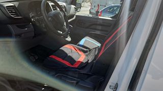 Peugeot Expert 2018 1.6HDI 115CV 9 PLAZAS