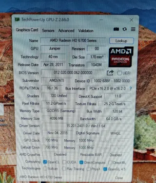 Tarjeta Gráfica AMD Radeon HD6770 4GB