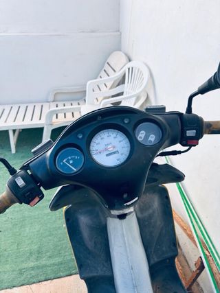 Moto de 49, Honda x8xr