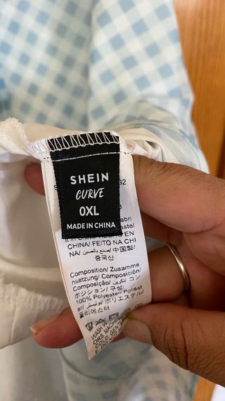 Vestido con estampado a cuadros azul T42