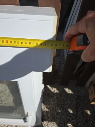 Ventana oscilobatiente Climalit con persiana