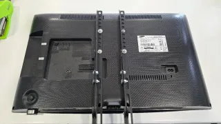 TV Samsung 24” + Soporte Pared