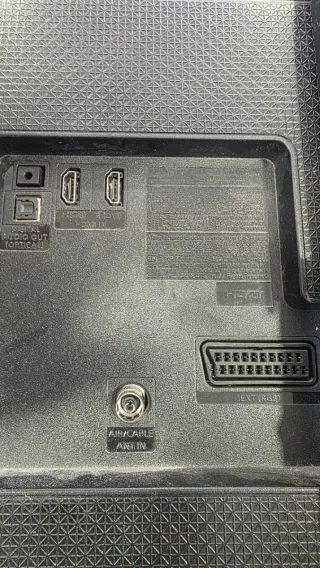 TV Samsung 24” + Soporte Pared