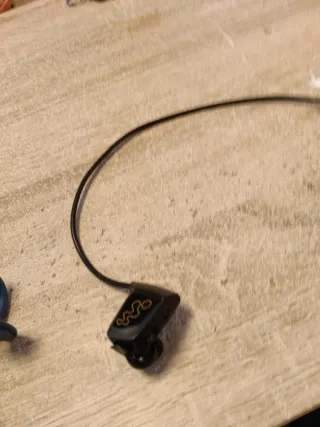 Cascos Óseos con Tarjeta de Memoria