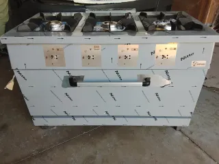 Cocina industrial 3 fuegos