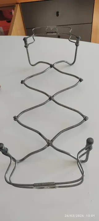 Porta ollas extensible metal