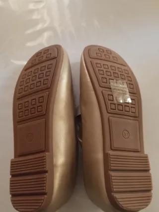 Zapatitos niña dorados n.31