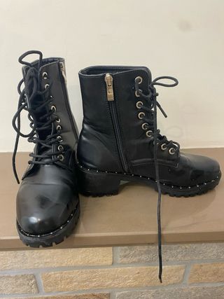 Stivaletti Neri Borchie Suola Chunky