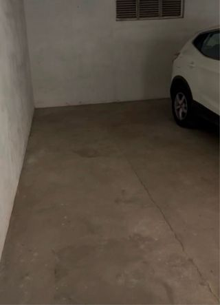 Alquiler de garaje para moto cerca del Convento