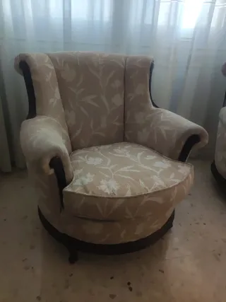 Butacas de tela con estampado floral