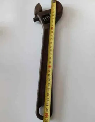 Llave inglesa ajustable Geodore antigua
