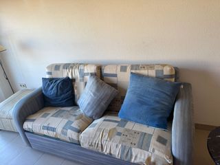 Mueble de salón + sofà cama + mesa y sillas