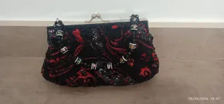 Bolso de fiesta negro y rojo