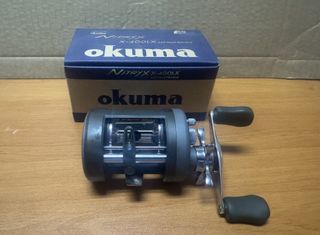 Carrete Pesca Okuma Nitryx X-400LX Izquierdo