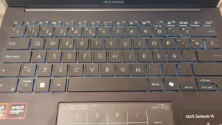 Asus Zenbook 14 OLED UM3406K