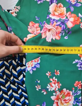 2 Vestidos Zara Verdes Estampados