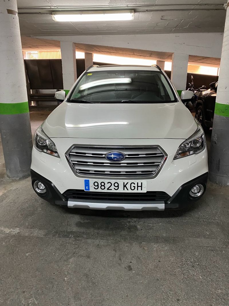 Subaru Outback 2017 - foto 1