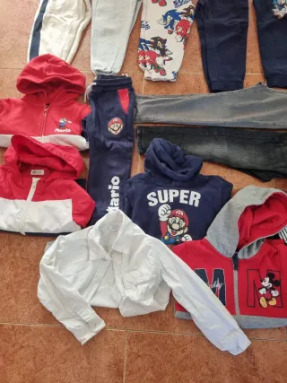 Lote Ropa Infantil Variada + 2 pares de zapatillas