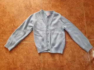 Lote Ropa Infantil Variada + 2 pares de zapatillas