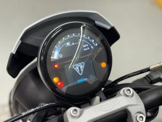 TRIUMPH TRIDENT 660 TRIBUTE EDITION