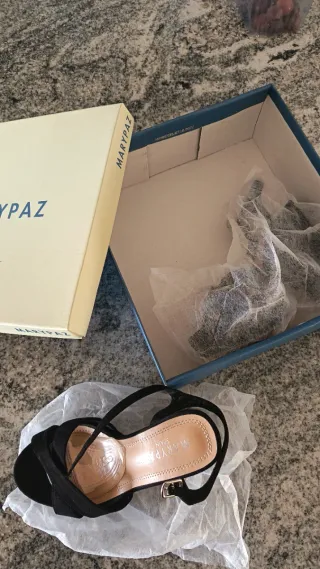 Tacones Marypaz Negros Talla 38