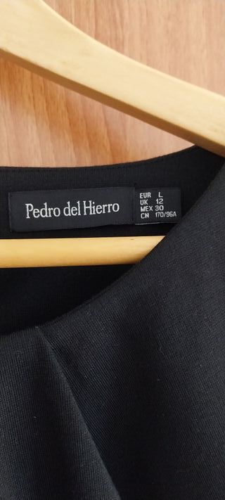 Pedro del Hierro Negro Etiqueta Metálica