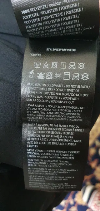 Giacca Guess con borchie