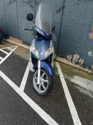 Peugeot Geopolis 125c.c Scooter Azul y Plata Autom