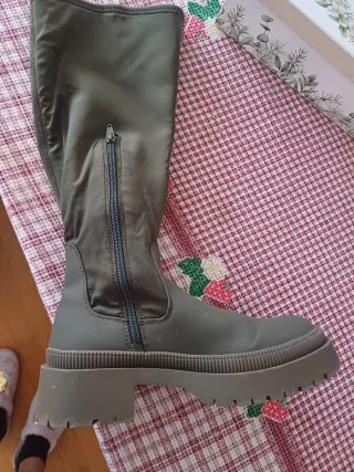 Botas de agua verde caqui