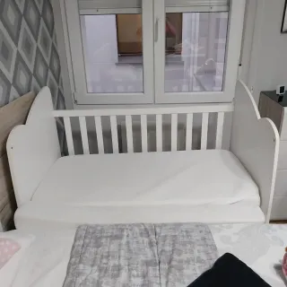 Cuna colecho Micuna. 120 de largo. 60 de ancho.