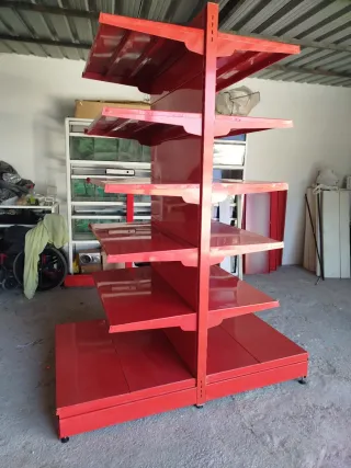 Estantería metálica roja para tienda