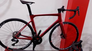 Bicicleta carretera carbono Mendiz nueva