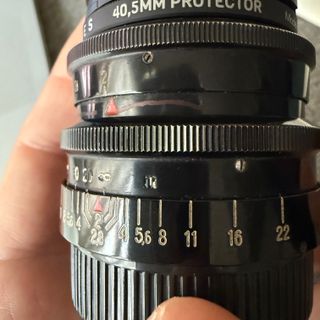 Carl Zeiss Jena Biotar 58mm f 2.0 , 17 palas M42